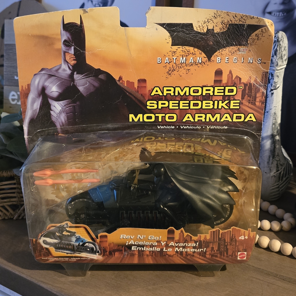 Mattel Batman Armored Speedbike Playset - Black and Blue